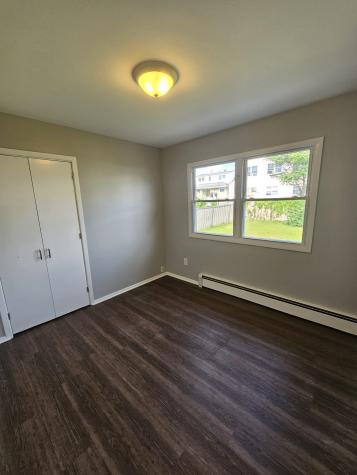 15 Dell Glen Avenue Lodi NJ 07644