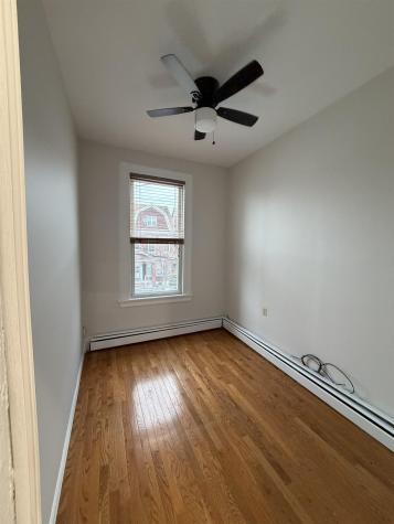 317 21st Street Union City NJ 07087-4432