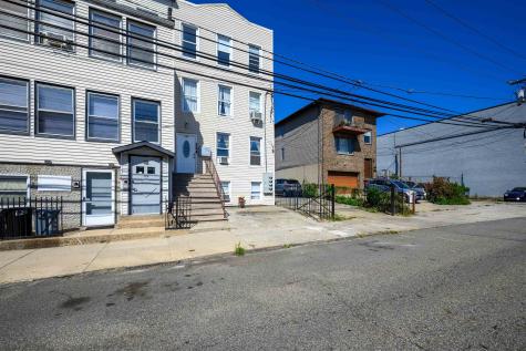 135 Cambridge Avenue Jersey City NJ 07307