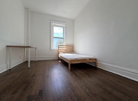 7612 Park Avenue North Bergen NJ 07047