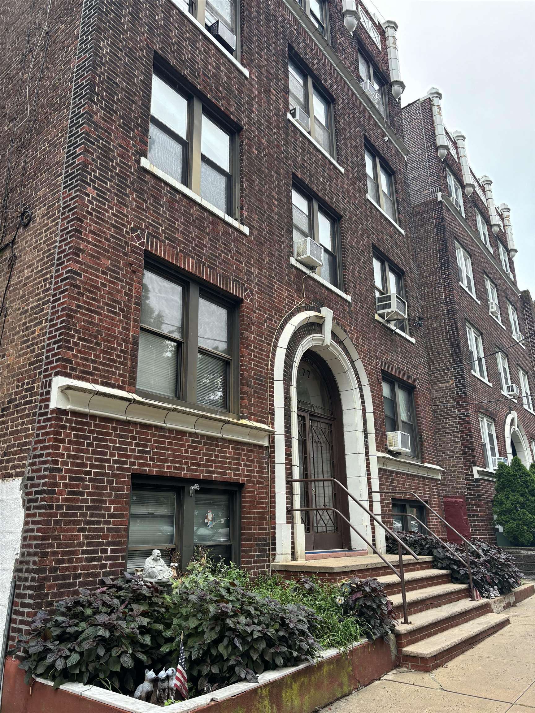 177 West 48th Street Bayonne NJ 07002