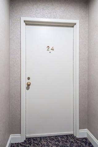 203 Shearwater Court West Jersey City NJ 07305