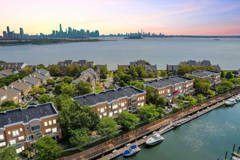 203 Shearwater Court West Jersey City NJ 07305