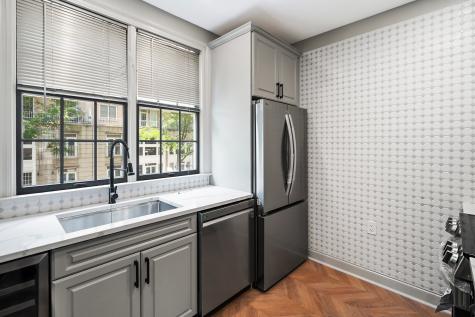 203 Shearwater Court West Jersey City NJ 07305
