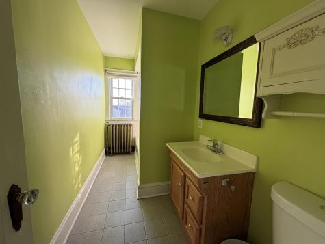 1041 Stonewall Lane Secaucus NJ 07094