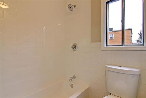 425 5th Street Union City NJ 07087