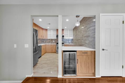40 Cottonwood Street Jersey City NJ 07305