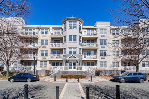 4 Constellation Place Jersey City NJ 07305