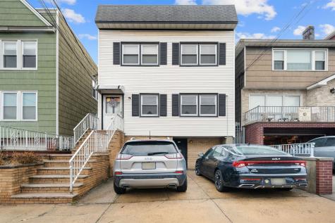 40 West 52nd Street Bayonne NJ 07002