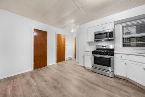 40 West 52nd Street Bayonne NJ 07002