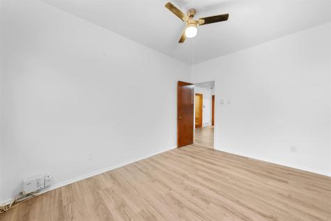 40 West 52nd Street Bayonne NJ 07002