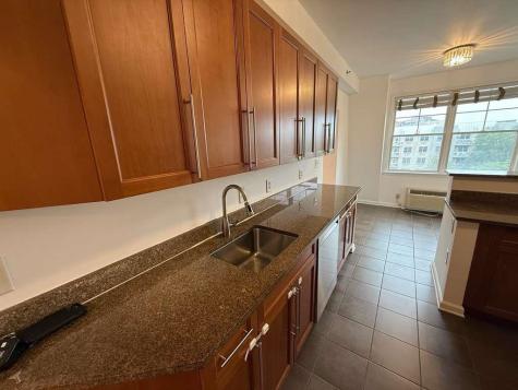 30 Freedom Way Jersey City NJ 07305