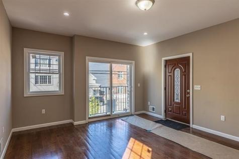 69 Hutton Street Jersey City NJ 07307
