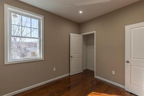 69 Hutton Street Jersey City NJ 07307