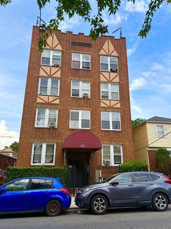 404 Stegman Parkway Jersey City NJ 07305