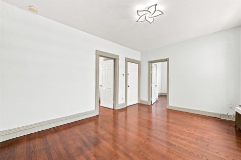 35 West 52nd Street Bayonne NJ 07002