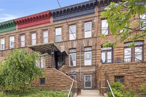 215 Shippen Street Weehawken NJ 07086