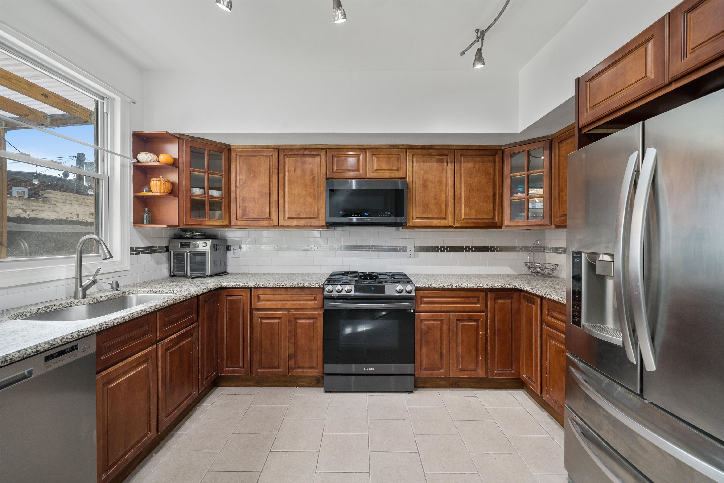 257 Dwight Street Jersey City NJ 07305