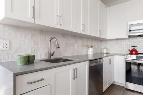 8601 Bergenline Avenue North Bergen NJ 07047