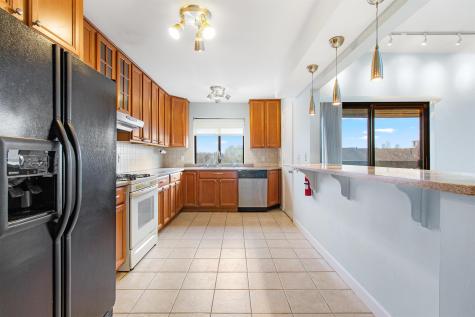 33 Green Valley Court Secaucus NJ 07094