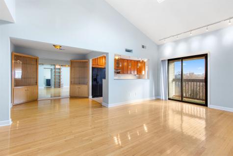 33 Green Valley Court Secaucus NJ 07094