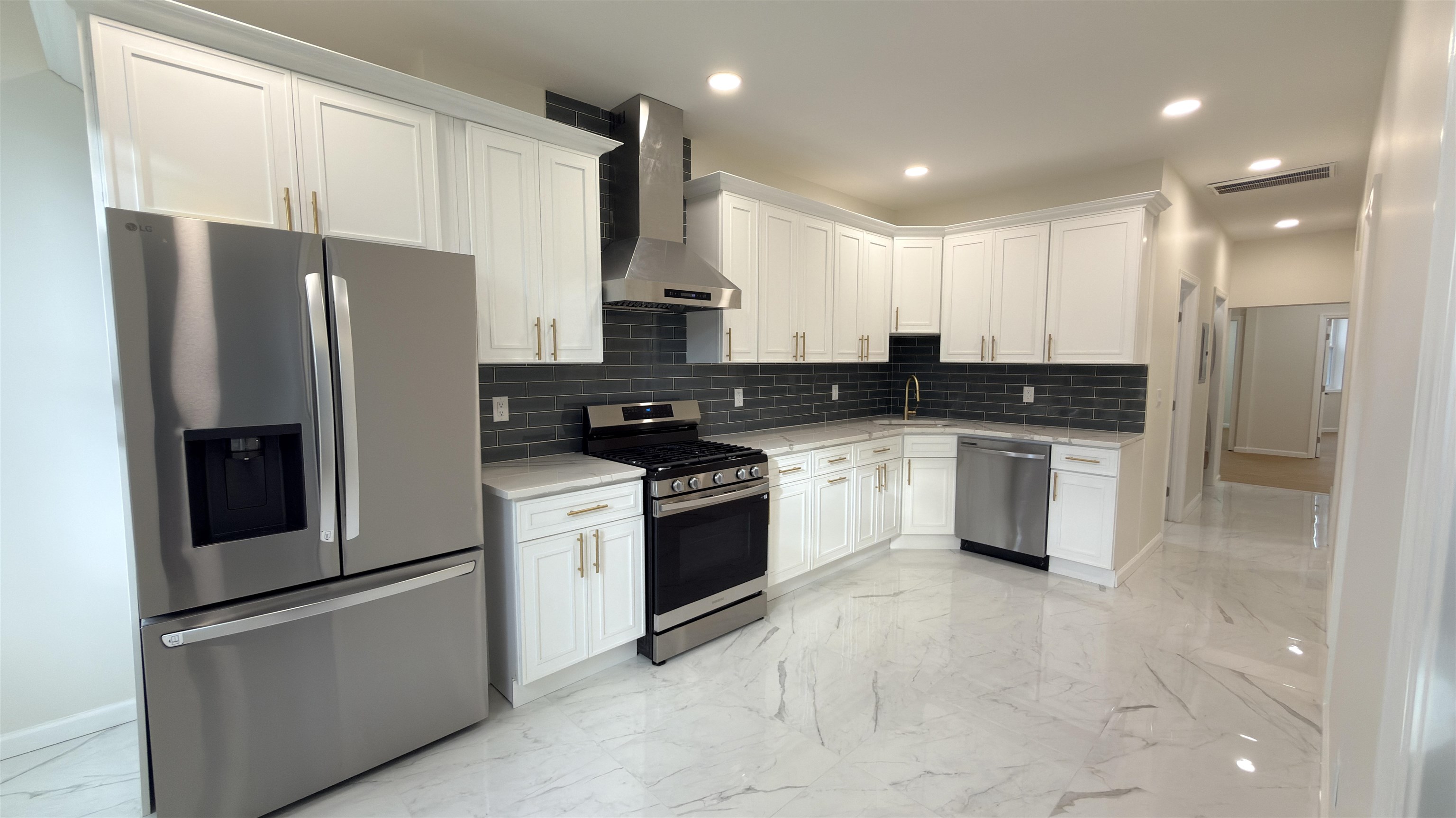 291 Avenue B Bayonne NJ 07002