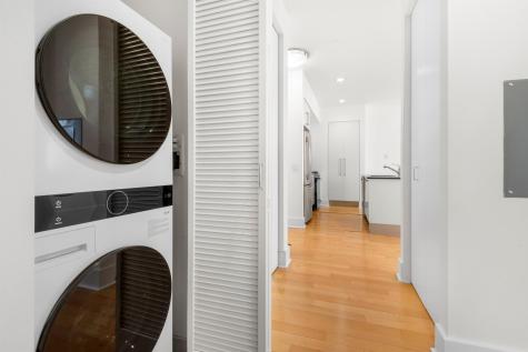 4 Beacon Way Jersey City NJ 07304
