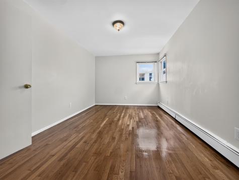 41 Edwards Court Bayonne NJ 07002