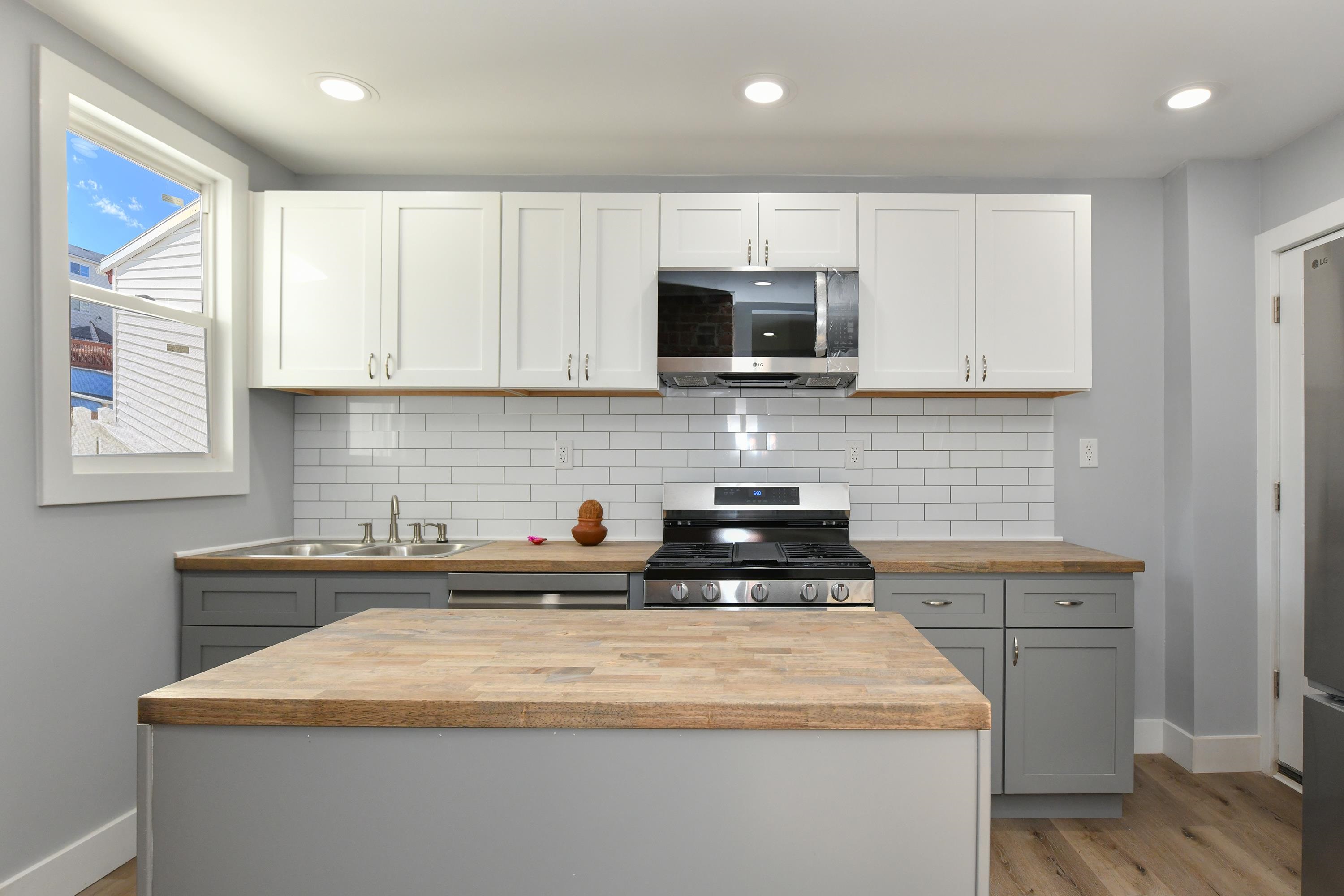 1709 48th Street North Bergen NJ 07047