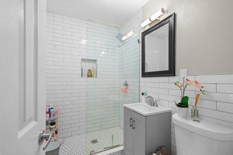 1604 82nd Street North Bergen NJ 07047