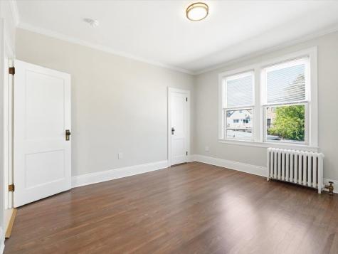 73 Newman Avenue Bayonne NJ 07002