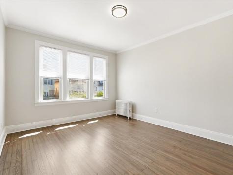 73 Newman Avenue Bayonne NJ 07002