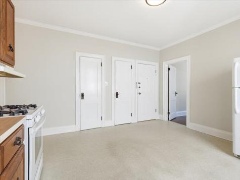 73 Newman Avenue Bayonne NJ 07002
