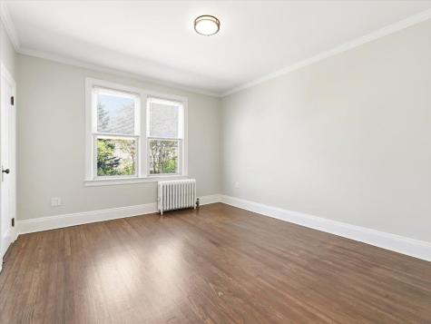 73 Newman Avenue Bayonne NJ 07002