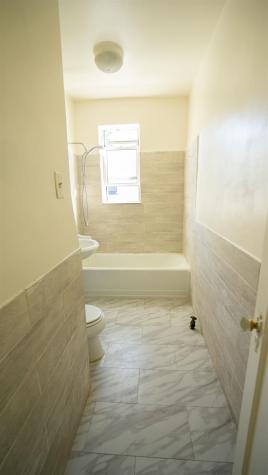 573 Avenue E Bayonne NJ 07002