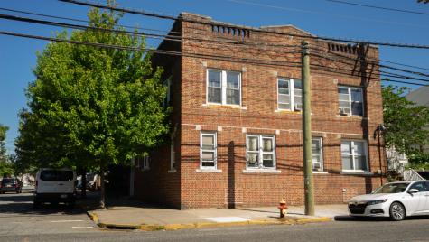 573 Avenue E Bayonne NJ 07002