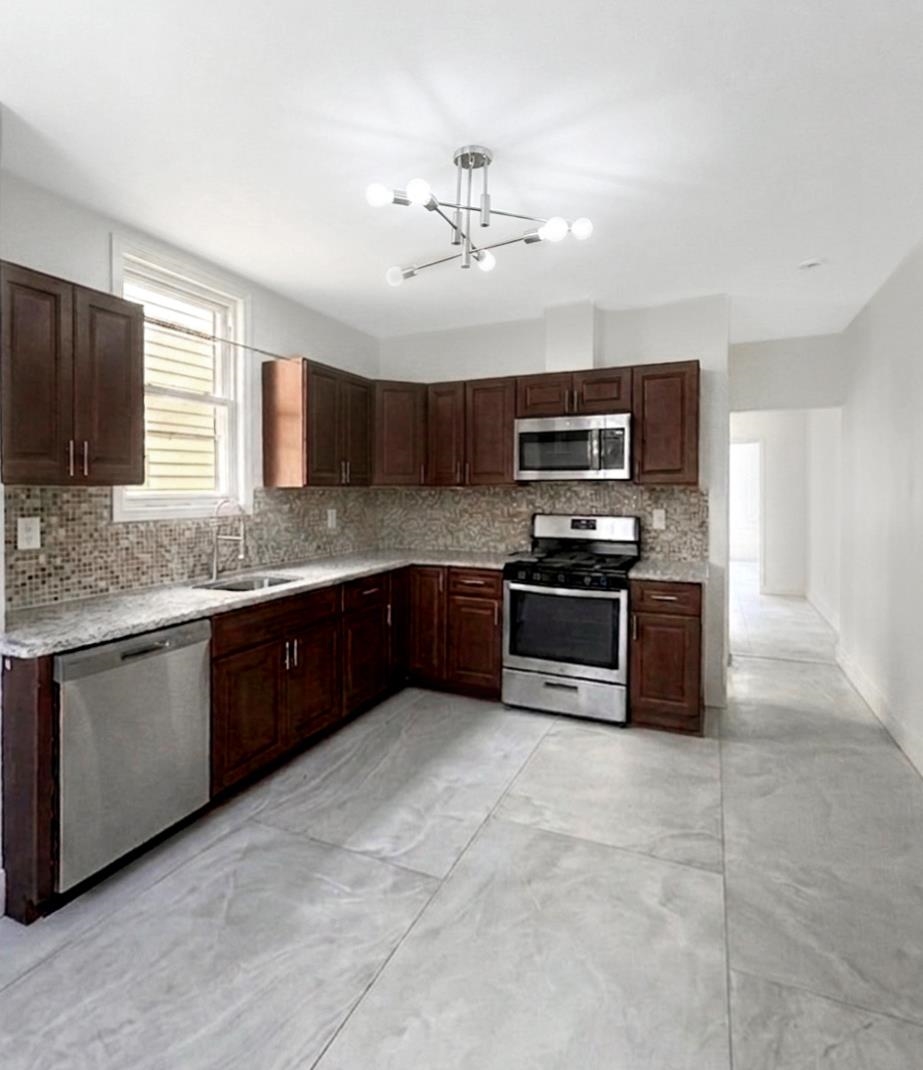 132 Bayview Avenue Jersey City NJ 07305