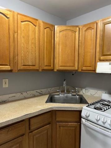 7007-7009 Park Avenue Guttenberg NJ 07093