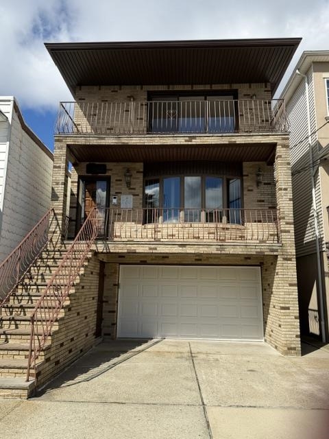 6823 Adams Street Guttenberg NJ 07093