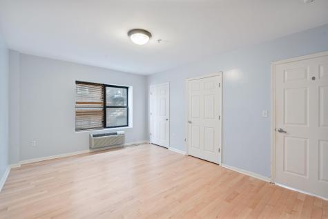 8915 Bergenwood Avenue North Bergen NJ 07047