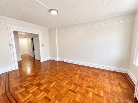 272 Hutton Street Jersey City NJ 07307