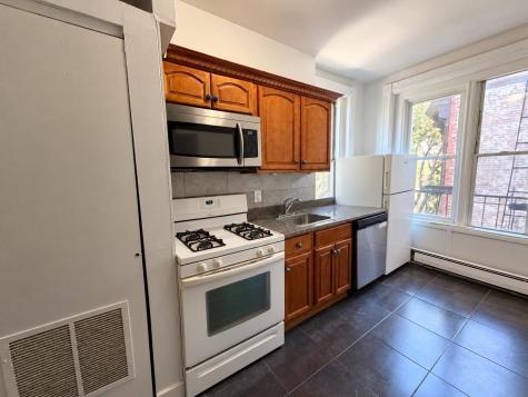 118 Erie Street Jersey City NJ 07302