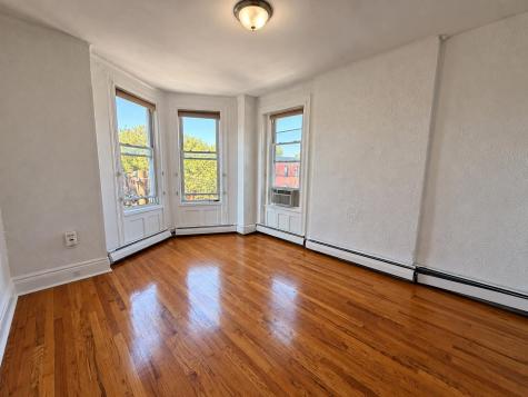 118 Erie Street Jersey City NJ 07302