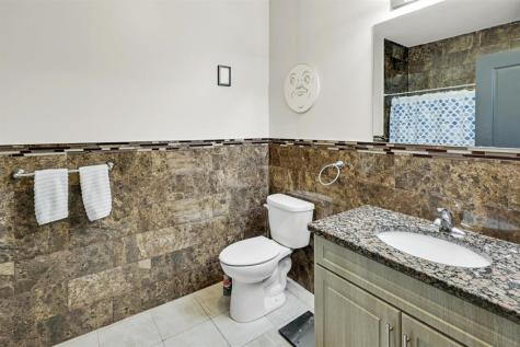 3611 Park Avenue Union City NJ 07087