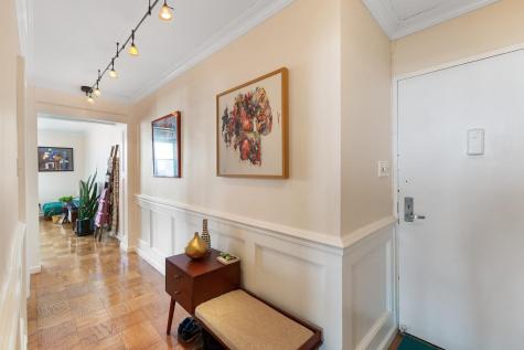 6040 Boulevard East West New York NJ 07093