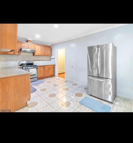 54 Pamrapo Avenue Jersey City NJ 07305-2419