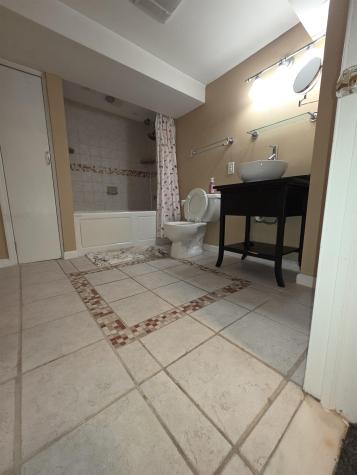 365 Avenue A Bayonne NJ 07002