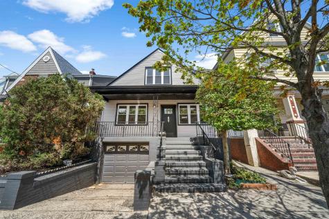 5 Pavonia Court Bayonne NJ 07002