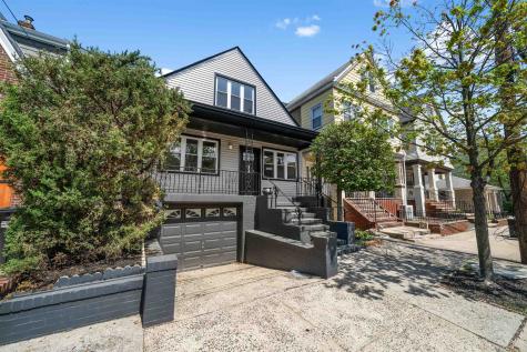 5 Pavonia Court Bayonne NJ 07002