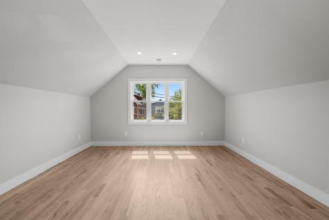 5 Pavonia Court Bayonne NJ 07002